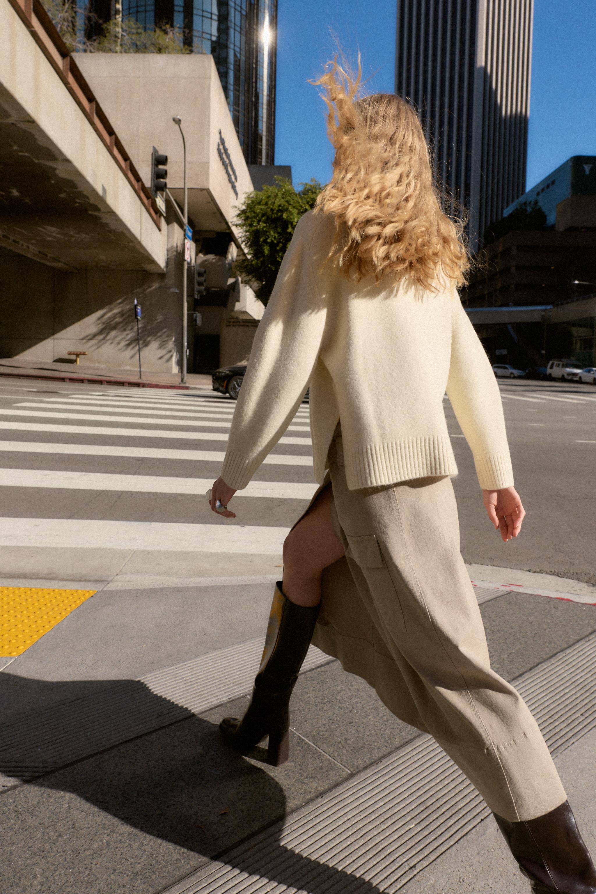 PLAIN KNIT HIGH NECK JUMPER